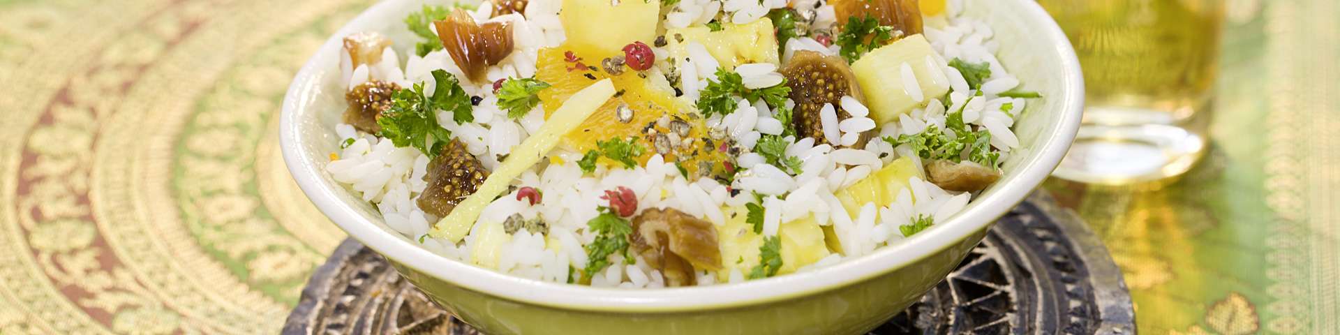 Orientalischer Reissalat Mit Curry Und Datteln — Rezepte Suchen