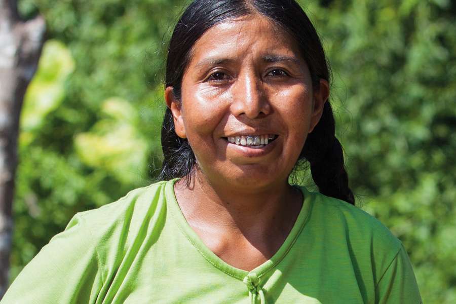 Sofía Huarina Chacon, farmer from the cocoa cooperative El Ceibo in Bolivia – HAND IN HAND partner since 25 years Sofía Huarina Chacon, farmer from the cocoa cooperative El Ceibo in Bolivia – HAND IN HAND partner since 25 years