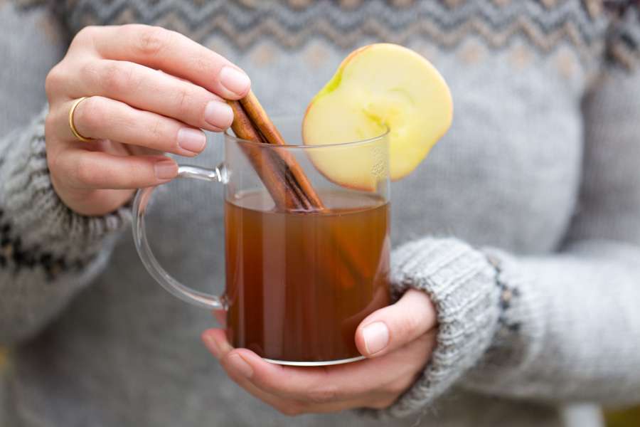 Heißer Apfel-Cider mit Rapunzel Birnen-Apfel-Kraut