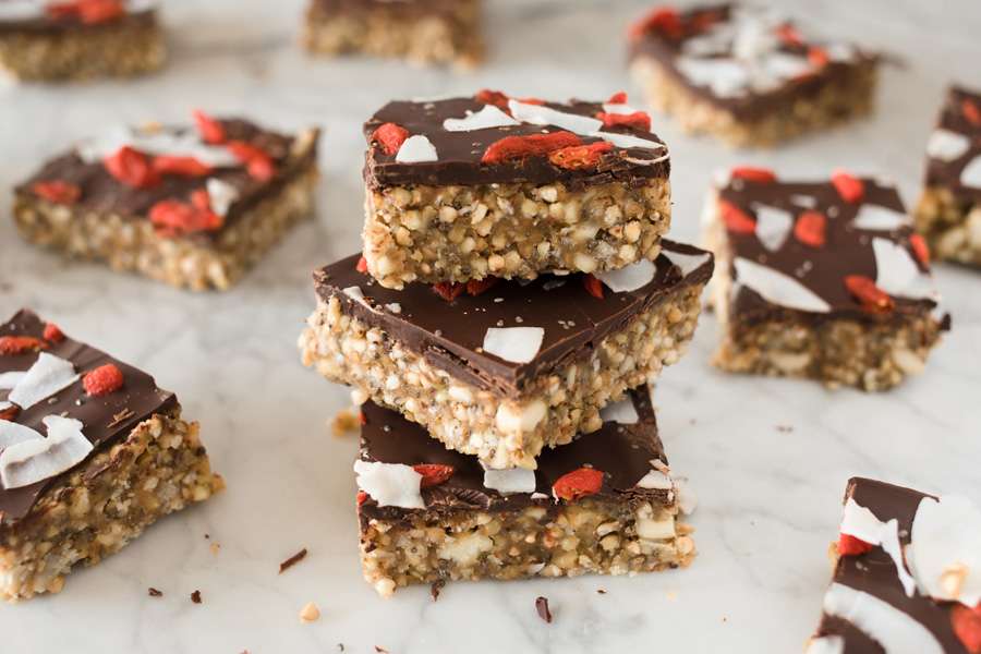 Buchweizen-Schnitten mit Peanutbutter