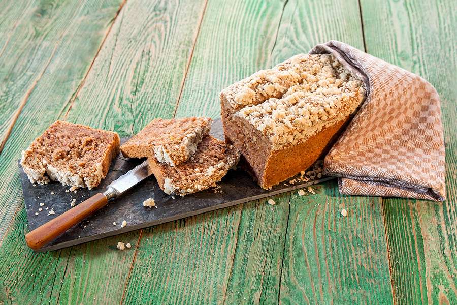 Cake à la banane et aux dattes