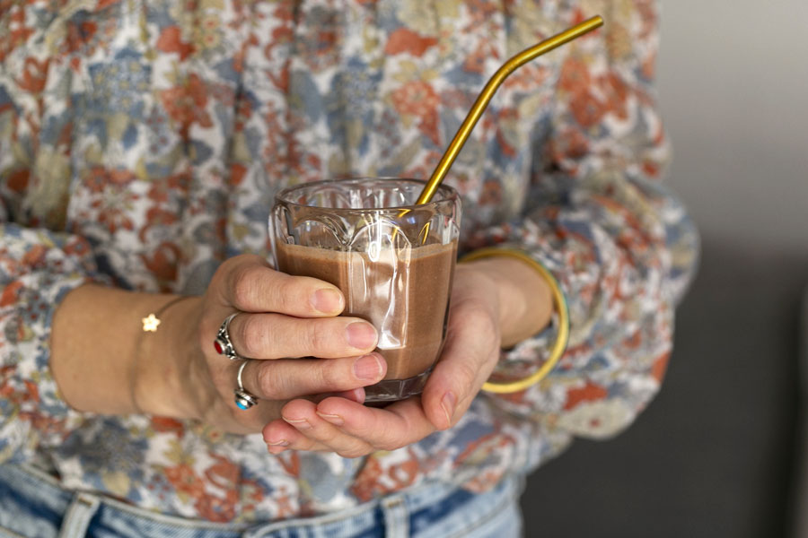 Protein Smoothie mit Dattel und Basis Müslibrei