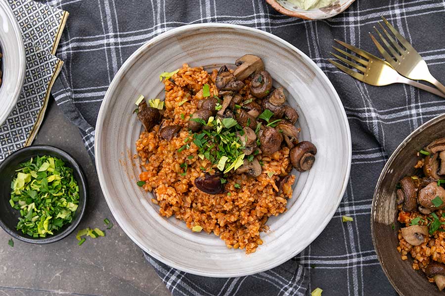 30.03.2021: Bulgur-Grünkern-Pilaw mit Joghurtsauce