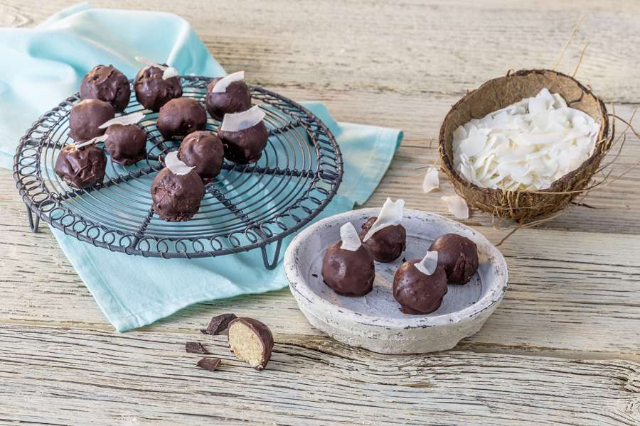 Bouchées coco & beurre de cacahuètes