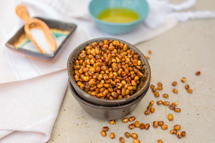 Crunchy oven roasted mung beans