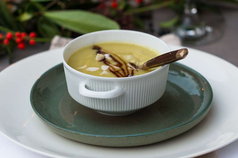 Schwarzwurzelsuppe mit Pastinaken