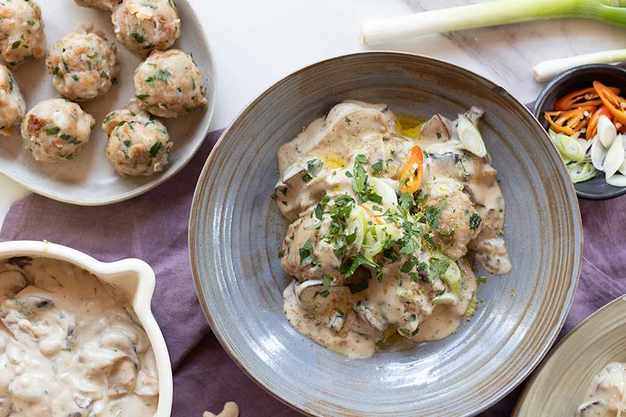 01.09.2022: Semmelknödel in Cashewpilzrahmsauce