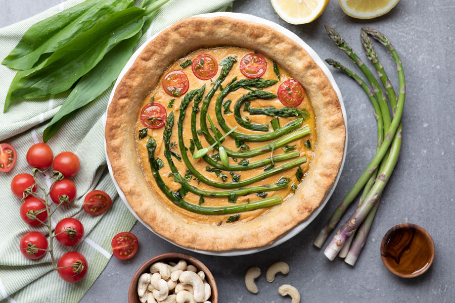 05.05.2023: Spargel-Bärlauch-Tomaten-Tarte mit Nussboden