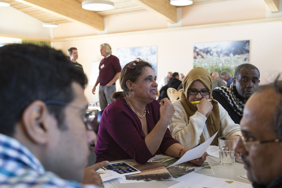 Formation et échanges internationaux : Samia Chibani lors des ateliers HAND IN HAND chez Rapunzel