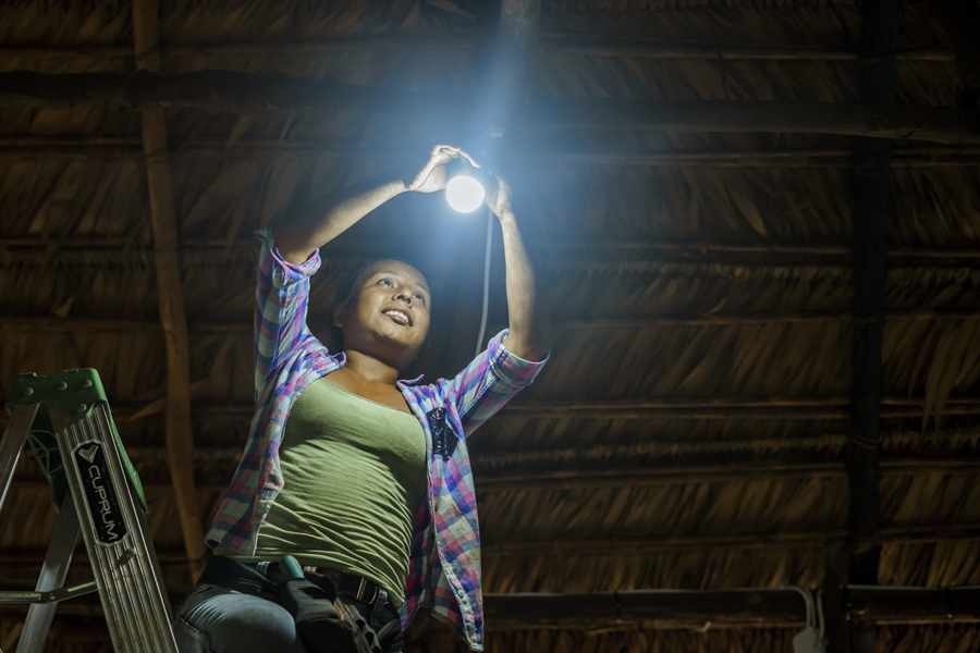 Solar energy for indigenous people - LOVE FOR LIFE e.V., Costa Rica and Ecuador