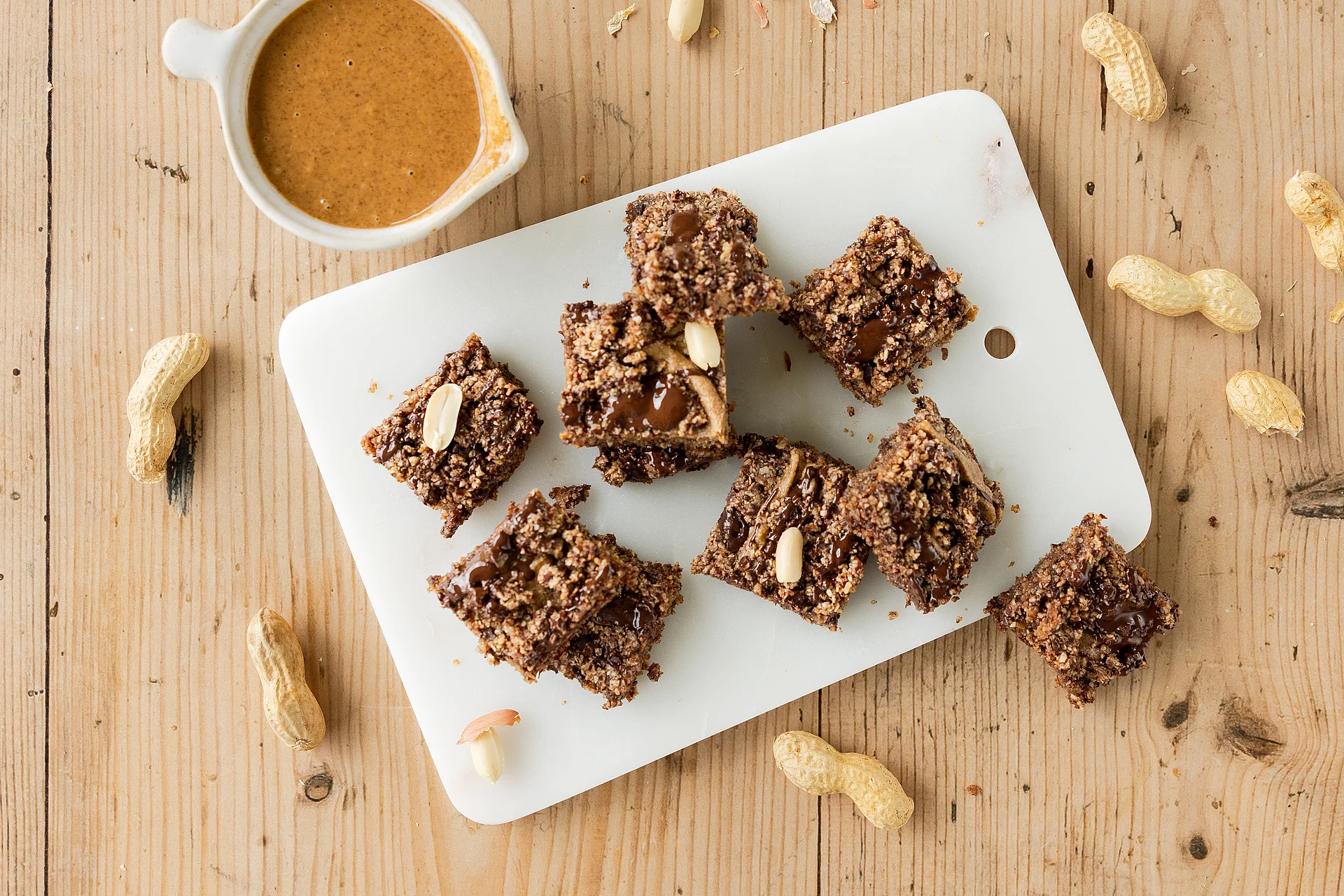 Blondies mit Erdnussmus.
