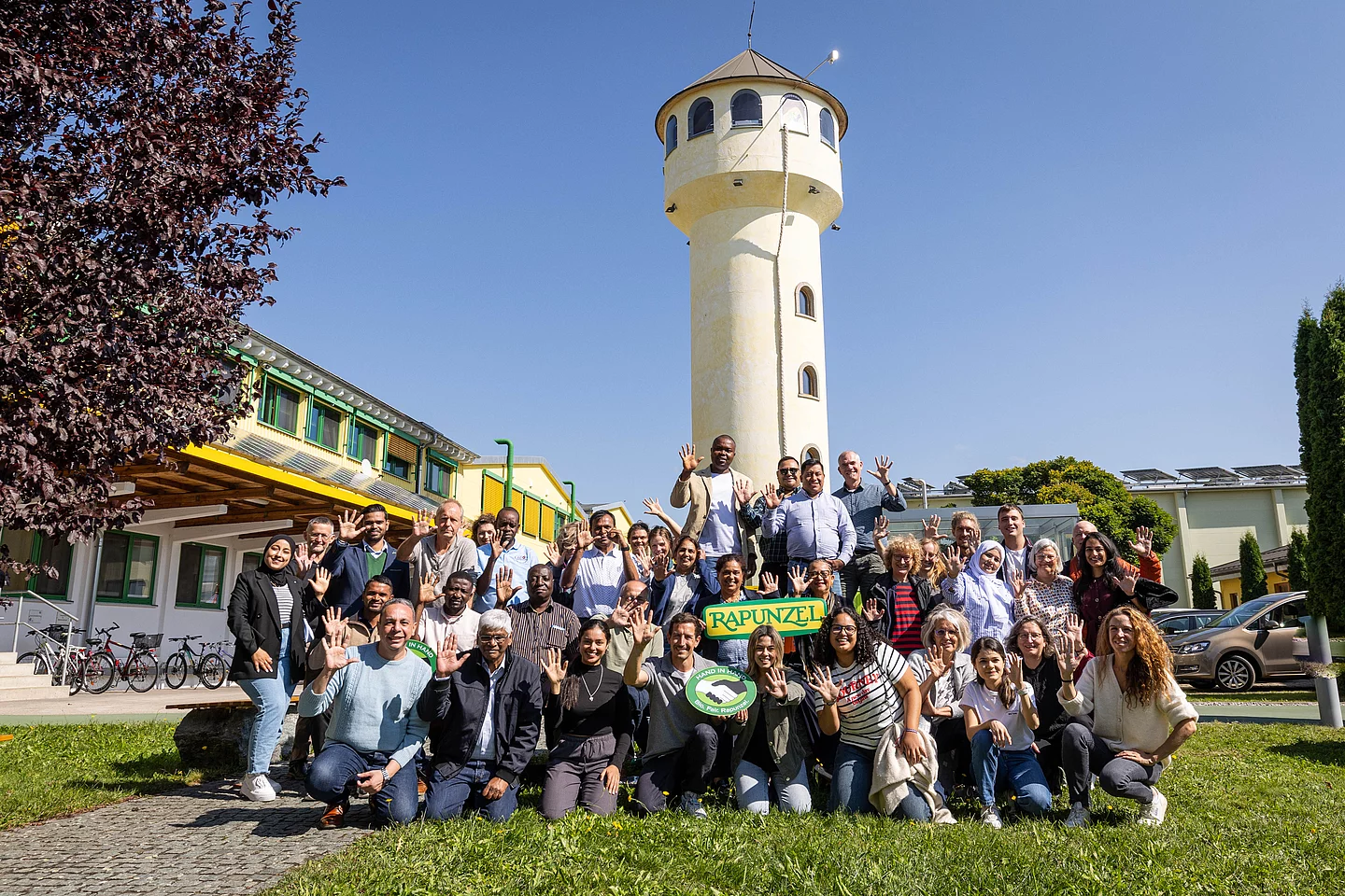 Gruppenbild von Rapunzel Partnern und Lieferanten.