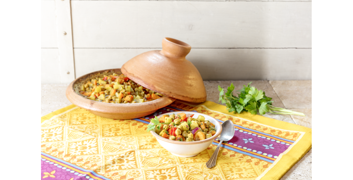 Tajine mit Kartoffeln, Karotten und Kichererbsen
