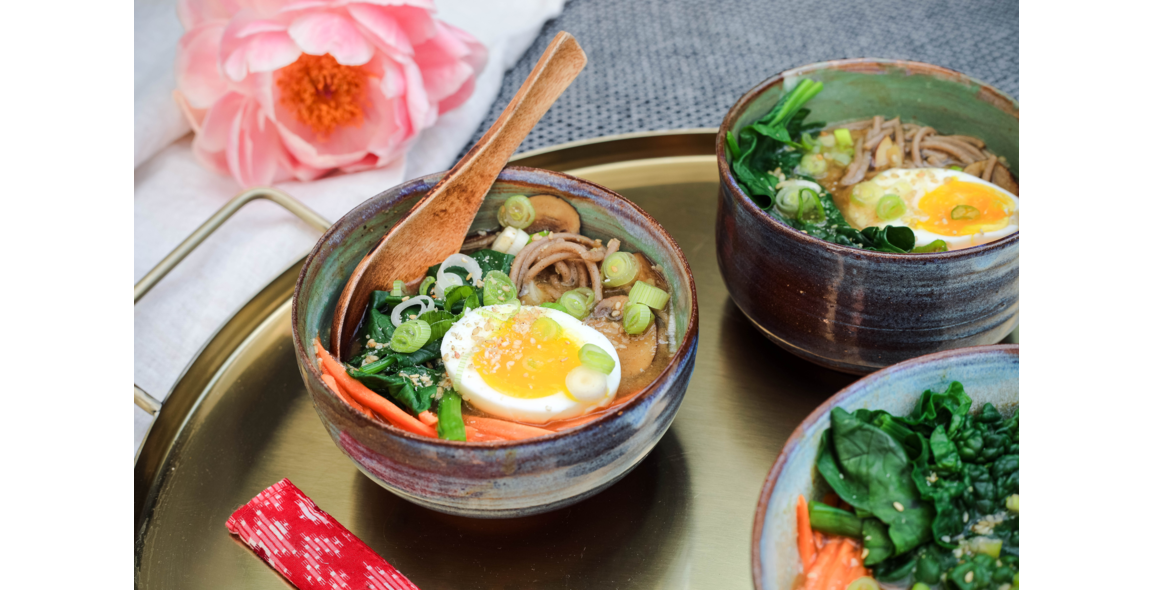 Miso Gemüsesuppe mit Buchweizen Spaghetti