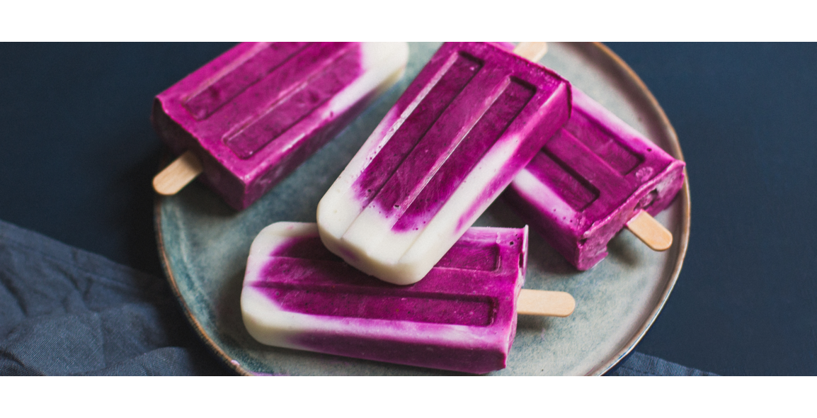 Beeren-Kokos Eis am Stiel