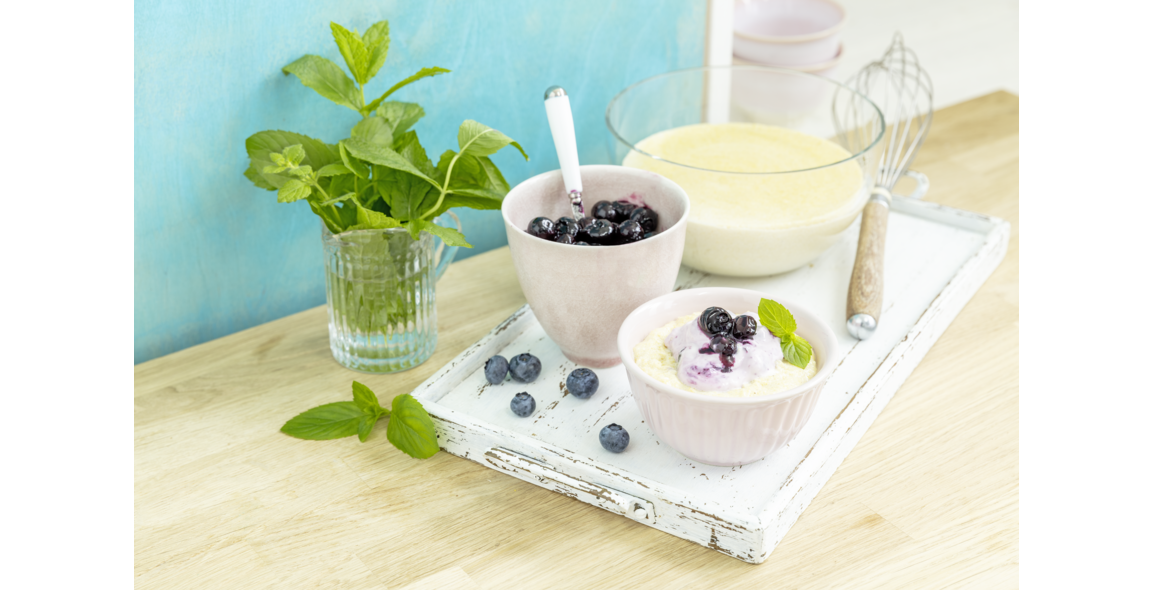 Maisgrießbrei mit Mandelöl und Heidelbeeren