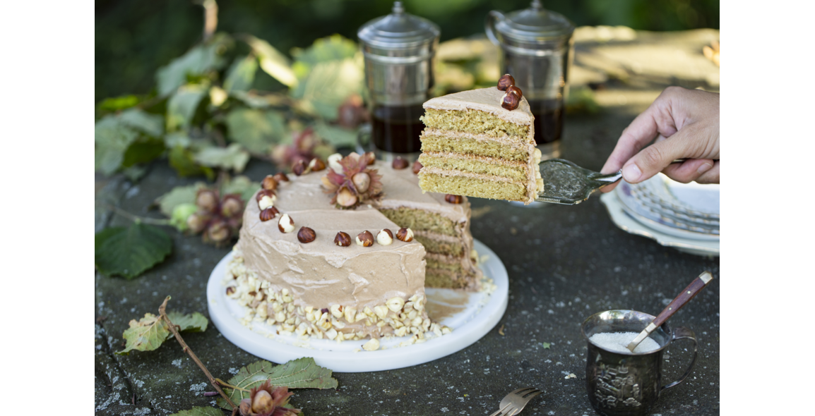 Haselnusskuchen mit Nuss-Nougat Buttercreme