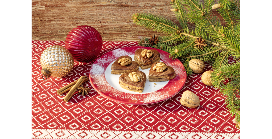 Walnussherzen mit Haselnuss-Schoko-Creme