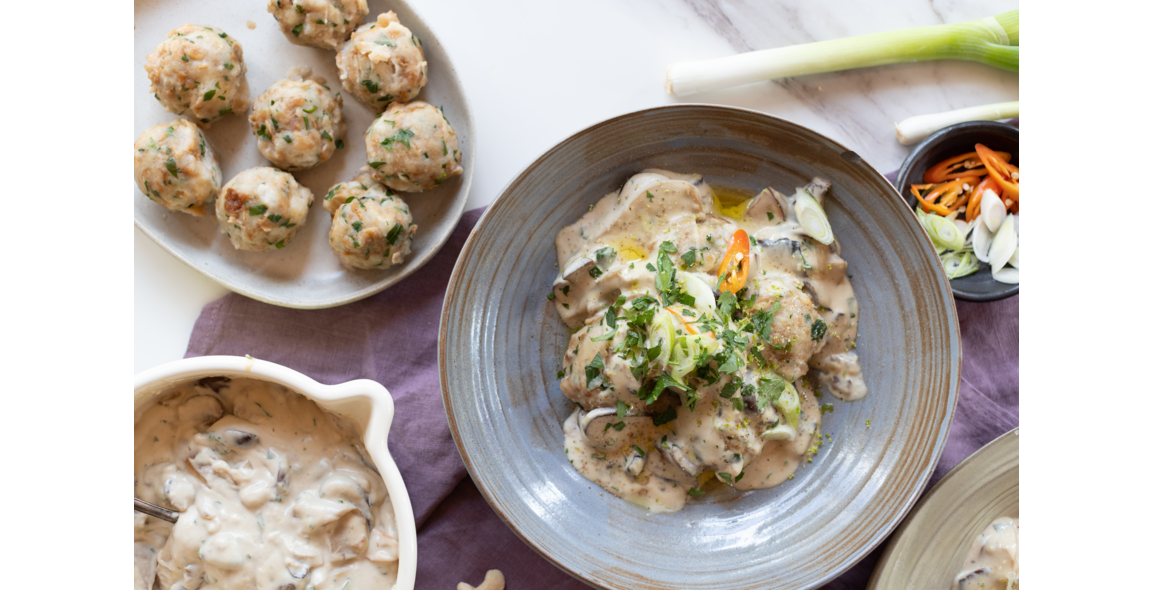 Semmelknödel in Cashewpilzrahmsauce