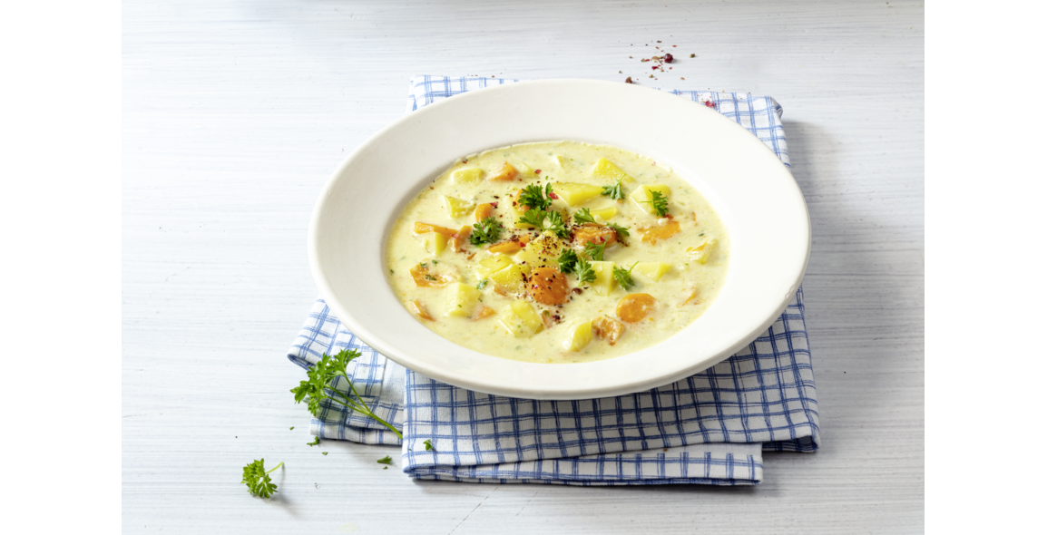 Kartoffelsuppe mit Mandelmus