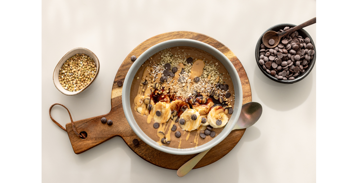 Smoothie-Bowl mit Carob