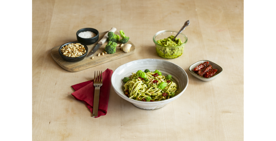 Brokkoli-Pesto mit Pinienkernen