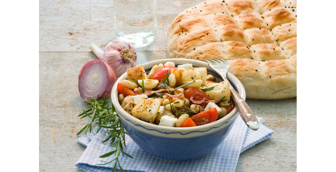 Griechischer Brotsalat