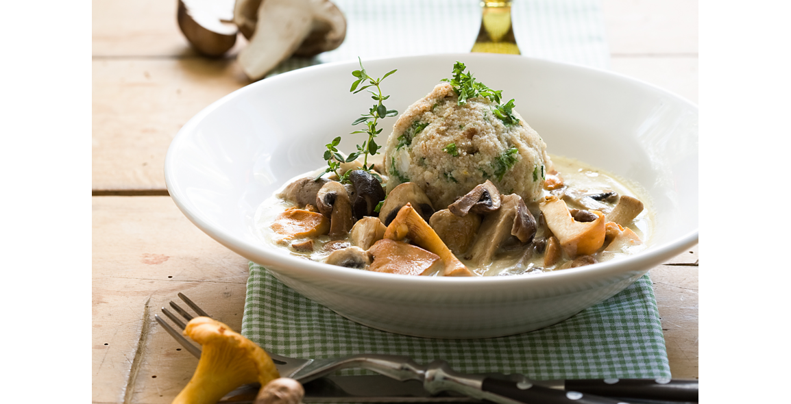 Semmelknödel mit Schwammerl