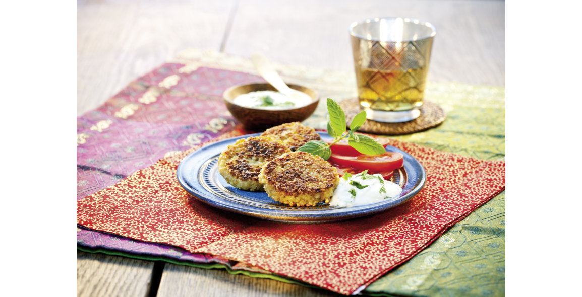 Bulgur-Bratlinge mit Minz-Joghurt