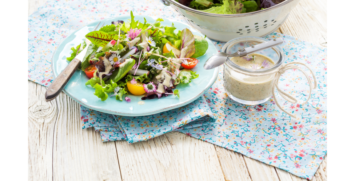 Dressing mit saurer Sahne