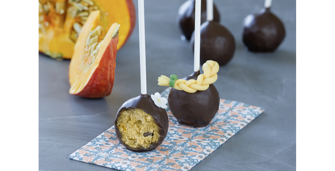 Pumpkin Spice Cake Pops