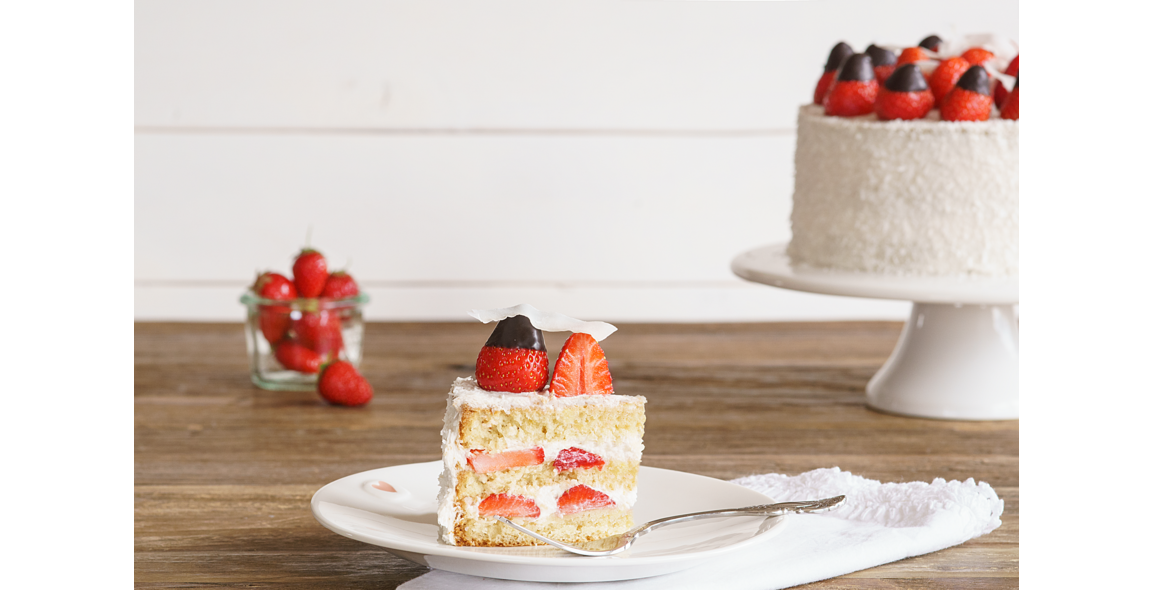 Erdbeer-Kokostorte mit Ahornsirup