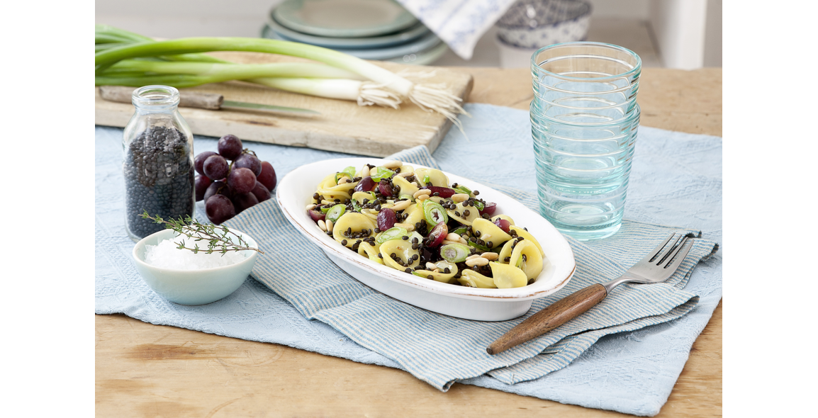 Orecchiette mit Balsamico-Linsen und Weintrauben