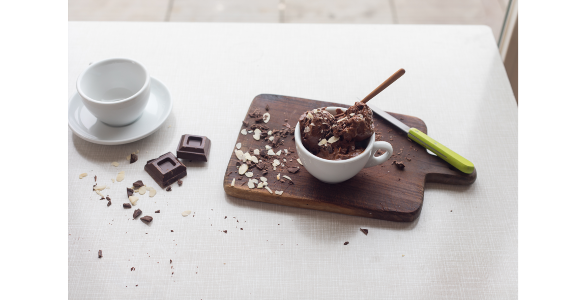 Bananen-Schoko-Mandel Nicecream