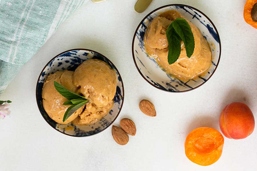 Apricots ice