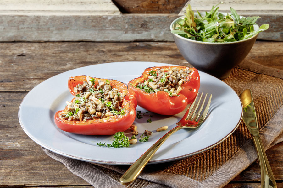 Bio-Rezept: Gefüllte Paprika mit Champignons - Rapunzel Naturkost