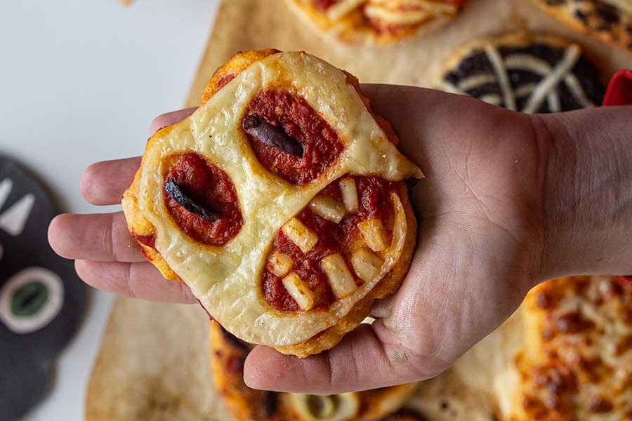 30.10.2023: Halloween Mini-Pizza