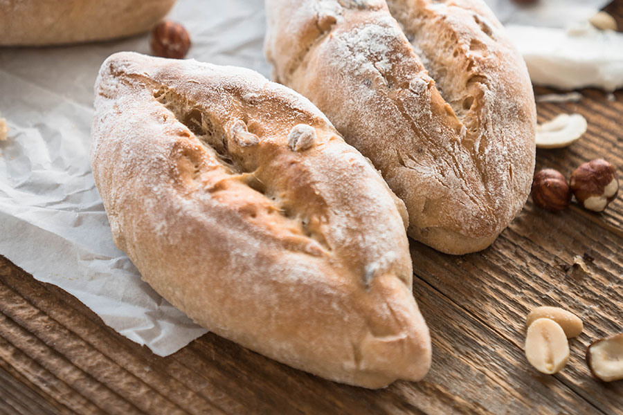 Kernige Nussbrötchen Kernige Nussbrötchen