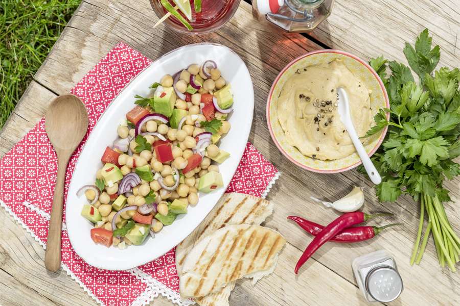 Kichererbsen-Salat mit Avocado