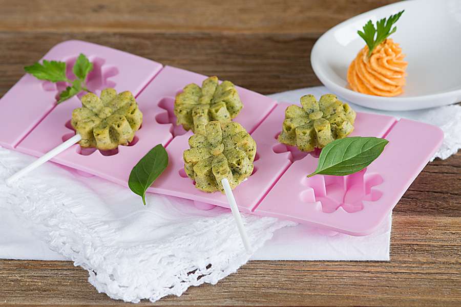 Kräuter Cake Pops mit Paprika-Topping | herzhaft &amp; kreativ