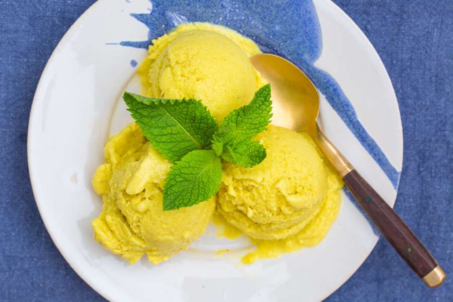 Mango ice cream with coconut milk