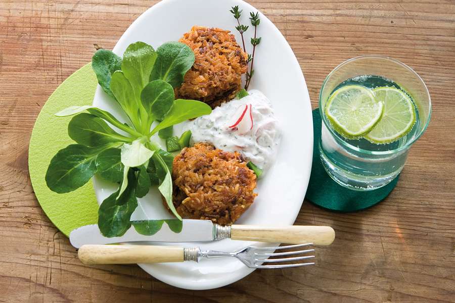 Naturreisplätzchen mit Kräuterquark