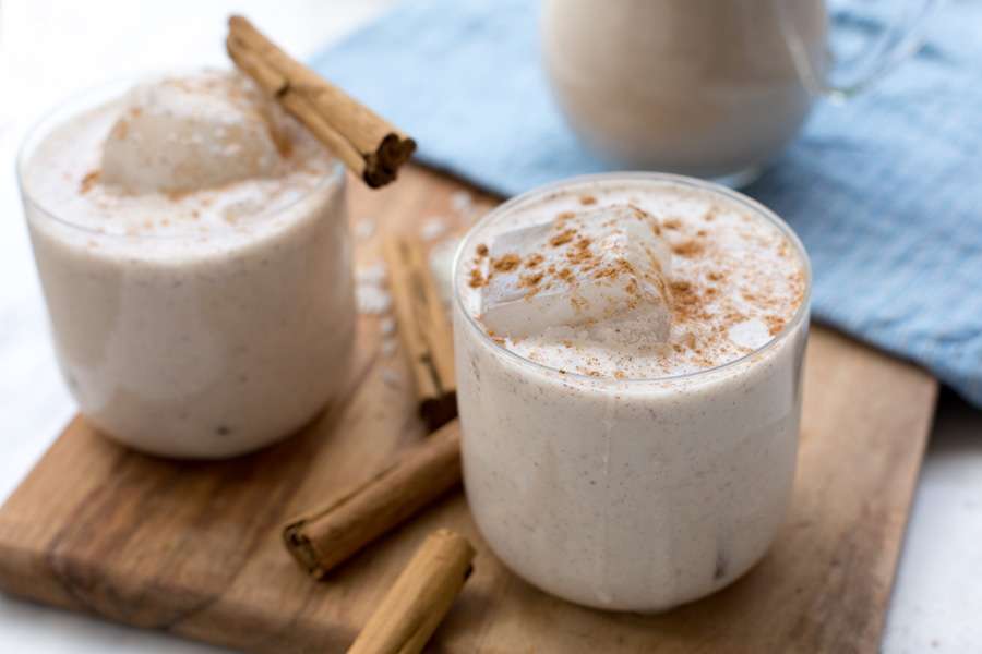 Easy Horchata with rice and cinnamon