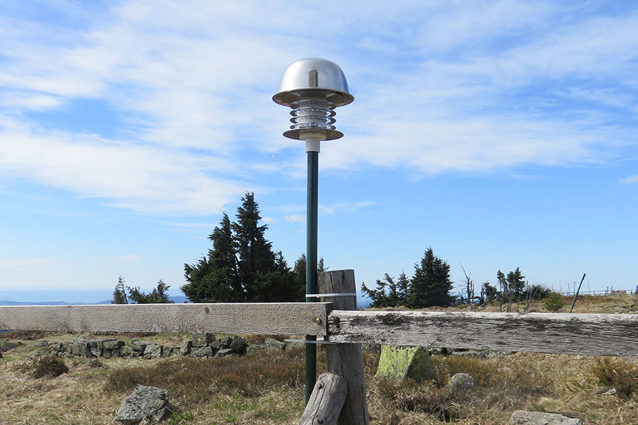 A passive collector was installed at the Brocken in the Harz National Park